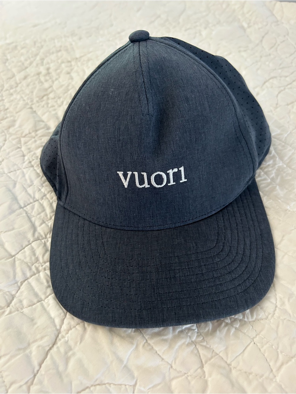 Vuori NWT V1 Water Tech Hat Navy Blue - Picture 2 of 5